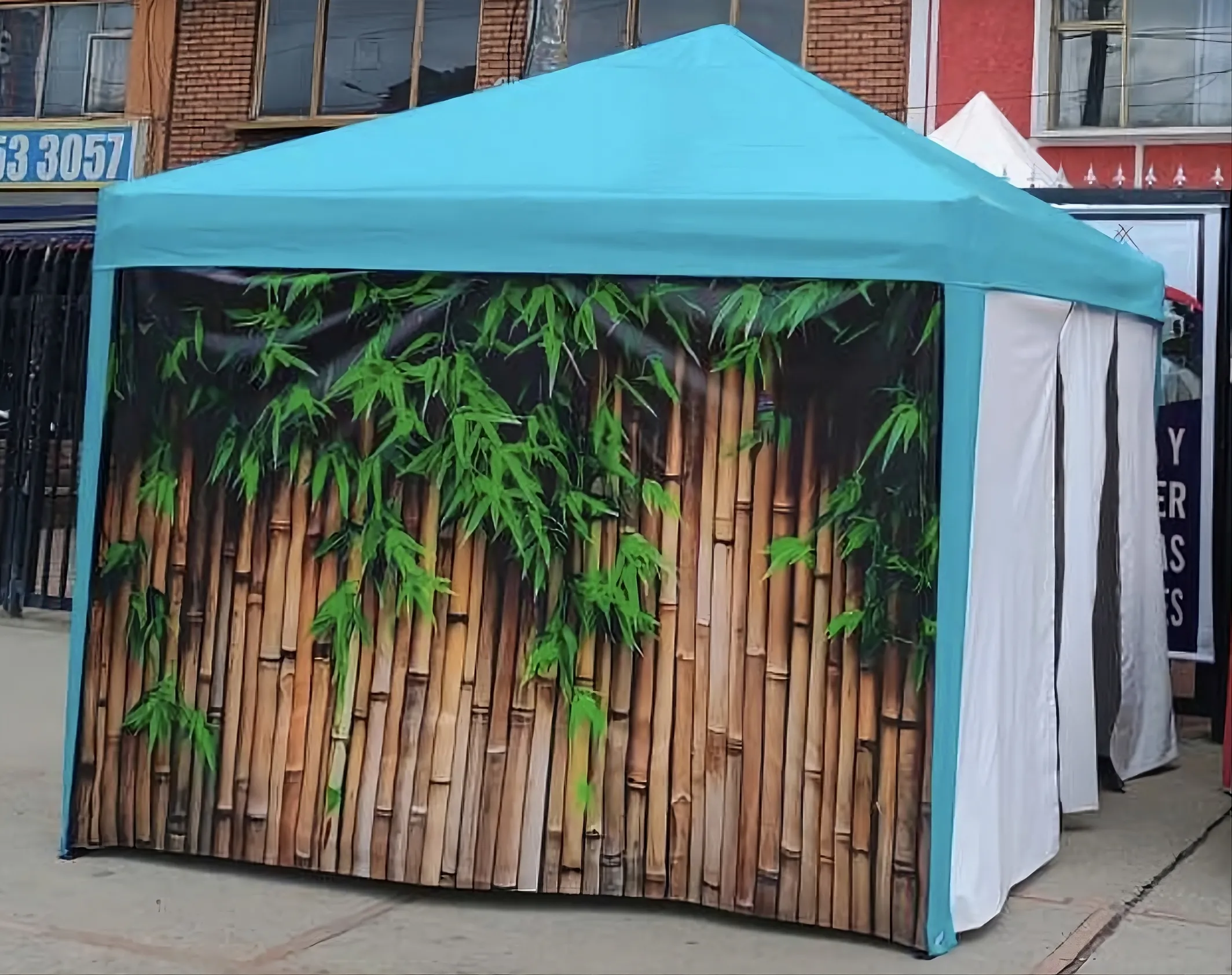 Carpas con publicidad de Carpas Cubricol en Bogotá